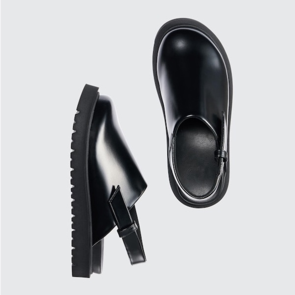 Uniqlo Black Clogs 8 NWT